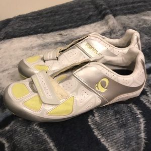 Pearl Izumi cycling shoes
